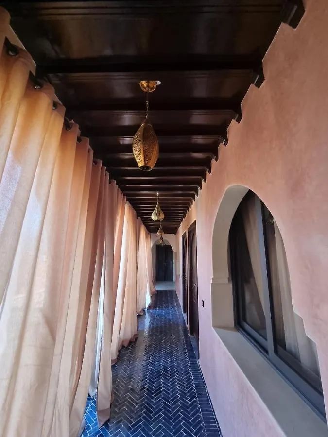 Riad Timskrine Timeskrine